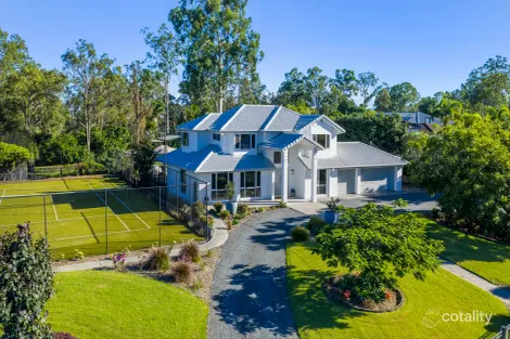 4 Belltop Ct, Helensvale, QLD 4212