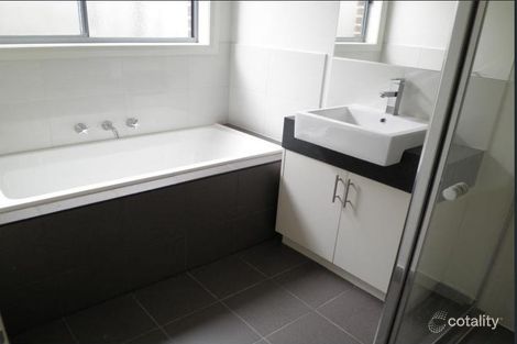 Property photo of 2/15 Corrigan Avenue Brooklyn VIC 3012