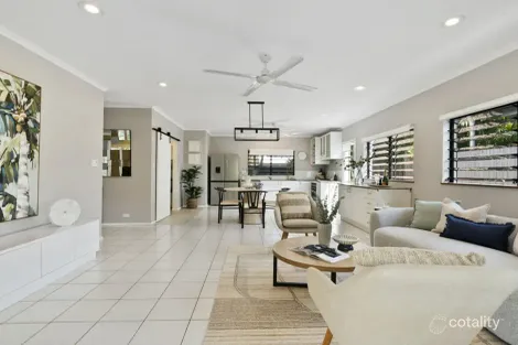 17 Strombus Ave, Trinity Beach, QLD 4879