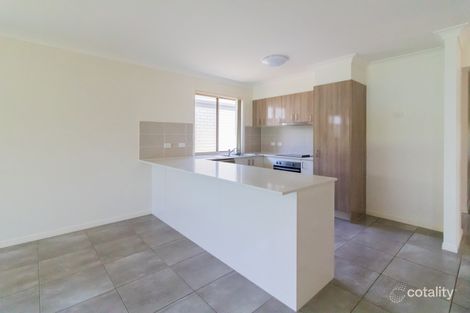 Property photo of 6 Hermitage Close Pimpama QLD 4209
