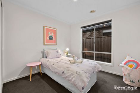 Property photo of 7 McKenna Place Pakenham VIC 3810