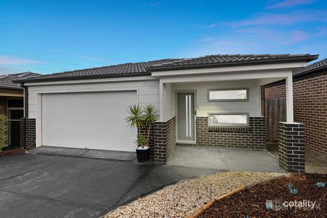 Property photo of 7 McKenna Place Pakenham VIC 3810