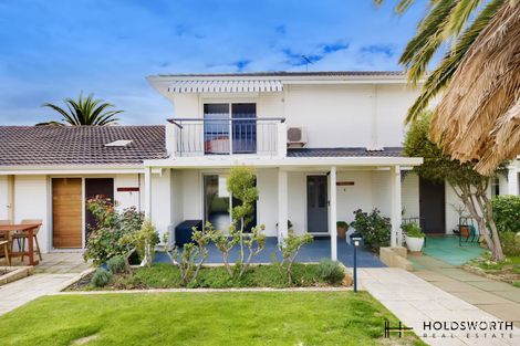 8/4 Milton St, Yokine, WA 6060