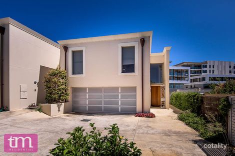 4/2b Queenslea Dr, Claremont, WA 6010