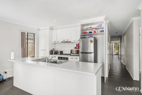 Property photo of 11 Tamborine Avenue Point Cook VIC 3030