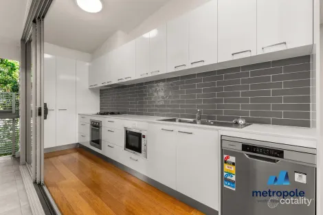 Property photo of 9/19 Kennington Road Carina QLD 4152