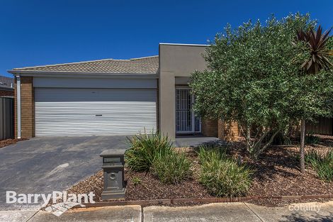 Property photo of 33 Manderston Avenue Derrimut VIC 3026