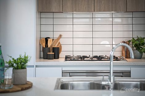 Property photo of 30C Aberdeen Street Reservoir VIC 3073