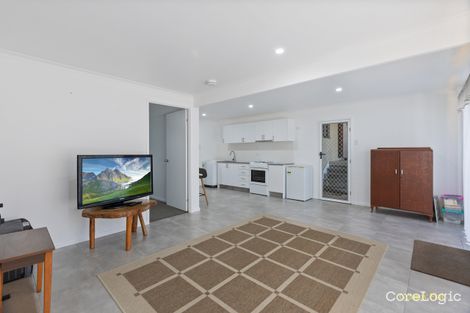 Property photo of 10 Bangalow Street Highworth QLD 4560