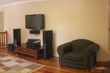 Property photo of 17 Yandina Avenue Winmalee NSW 2777