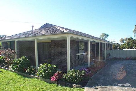 15 Cranbourne Dr, Cranbourne, VIC 3977