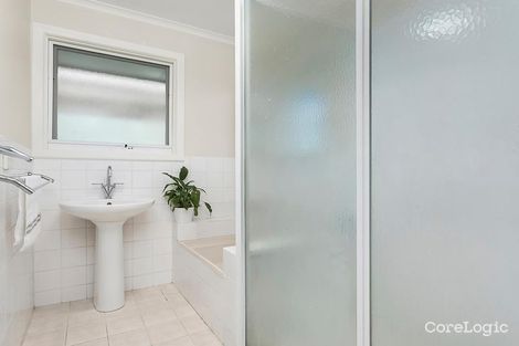Property photo of 14 Lake Street Avondale Heights VIC 3034