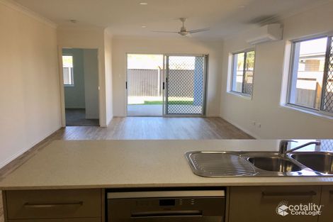 Property photo of 27 Flametree Circuit Arundel QLD 4214