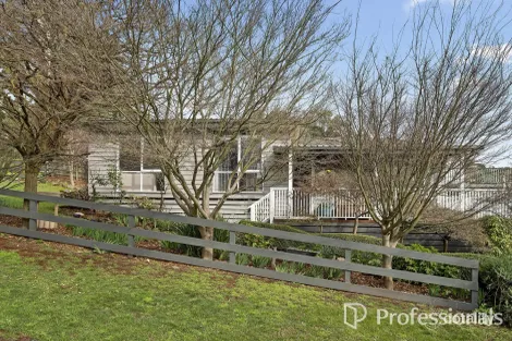 Property photo of 11 Queens Road Silvan VIC 3795