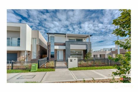 19 Kanooka St, Denham Court, NSW 2565