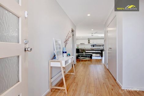 Property photo of 8 Bevan Lane Craigieburn VIC 3064