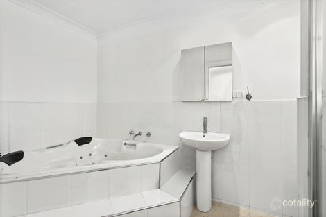 Property photo of 4/12 Wooroo Street Albion Park Rail NSW 2527