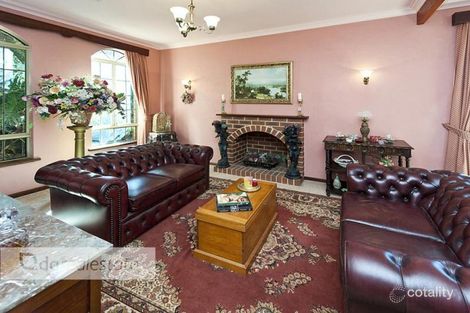 Property photo of 10 Clifftop Court Edgewater WA 6027