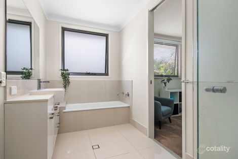 Property photo of 13/10-12 Bainbridge Street Ormiston QLD 4160