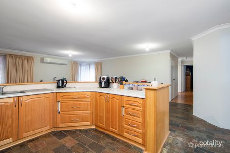 Property photo of 32 Pursuit Close Middle Swan WA 6056