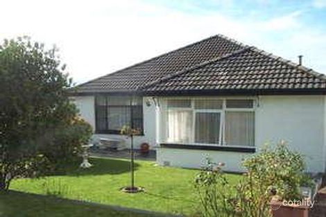 Property photo of 11 Currawong Crescent Mount Gambier SA 5290