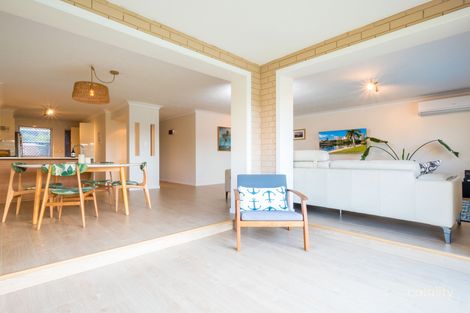 Property photo of 25 Hooker Boulevard Broadbeach Waters QLD 4218