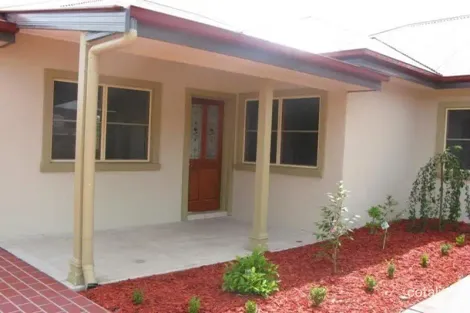 Property photo of 2/159 Allingham Street Armidale NSW 2350