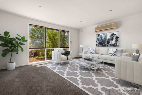 Property photo of 43 Manatunga Circuit Greensborough VIC 3088