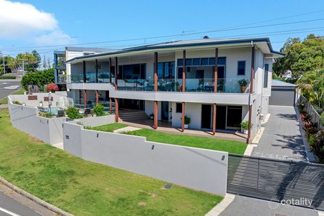 Property photo of 37 Ocean Street Tannum Sands QLD 4680