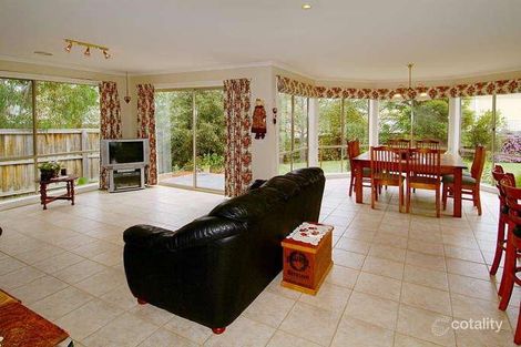 Property photo of 4 Brolga Place South Morang VIC 3752