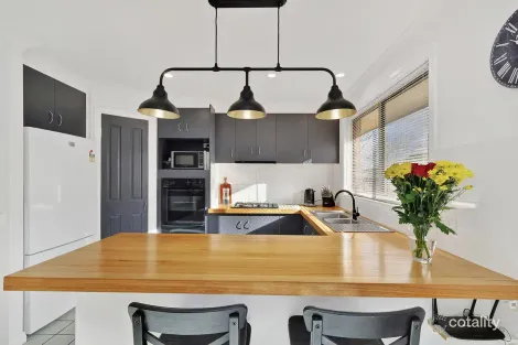 Property photo of 43 Baileyana Drive Warrnambool VIC 3280