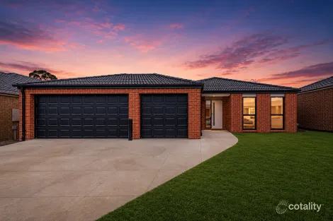 Property photo of 2 Milboy Mews Drouin VIC 3818