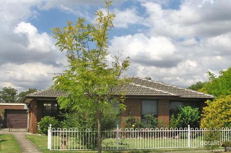 20 Barker St, Bossley Park, NSW 2176