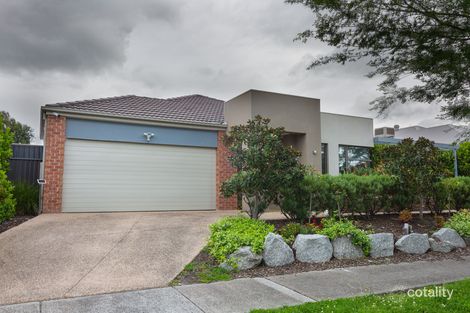 3 Kindred Ave, Cranbourne North, VIC 3977