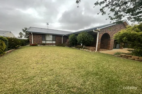 5 Buckingham St, Kingaroy, QLD 4610