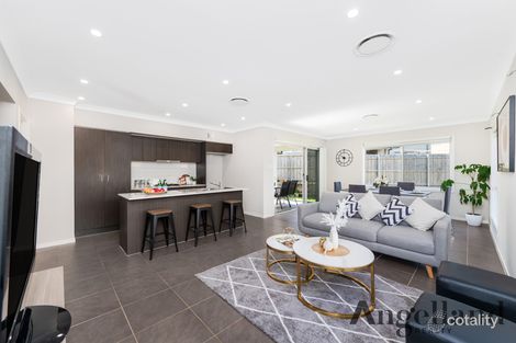 Property photo of 8 Romaine Glade The Ponds NSW 2769