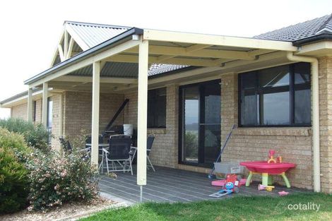 Property photo of 5 Koma Circuit Bega NSW 2550