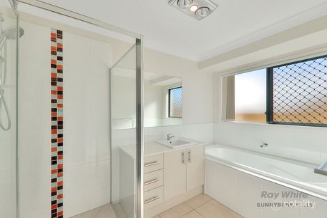 Property photo of 12 Johnstone Place Riverview QLD 4303