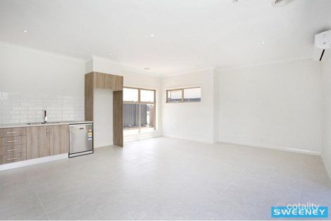 Property photo of 2/2 Lane Place Hillside VIC 3037