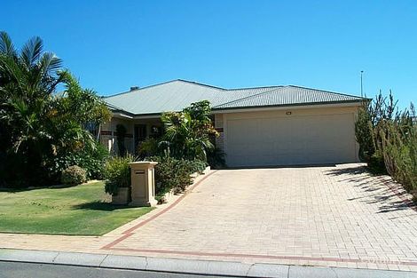 34 Ohrid Pl, Joondalup, WA 6027