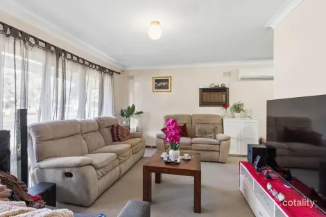 Property photo of 41 Eyre Crescent Valley View SA 5093
