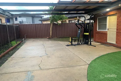 Property photo of 2 Box Road Wakeley NSW 2176