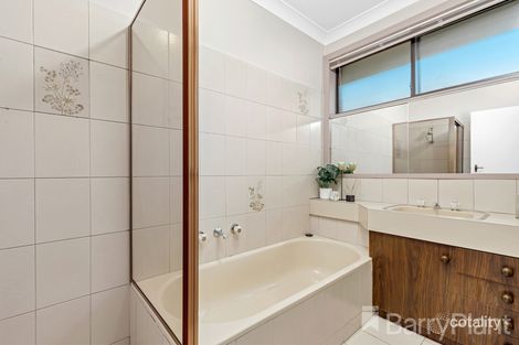 Property photo of 31 Janet Crescent Bundoora VIC 3083