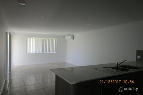 1/6 Tulipwood Pl, Coral Cove, QLD 4670