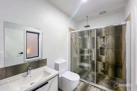 Property photo of 32 Holbrook Crescent Kalkallo VIC 3064