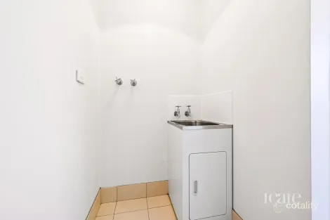 Property photo of 21 Gladstone Street Kew VIC 3101