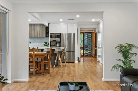 Property photo of 23 Crossing Road Aberfoyle Park SA 5159