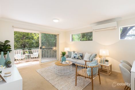 Property photo of 1/34 Wooloowin Avenue Wooloowin QLD 4030