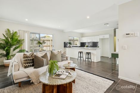 2/5 Pine Valley Dr, Joyner, QLD 4500