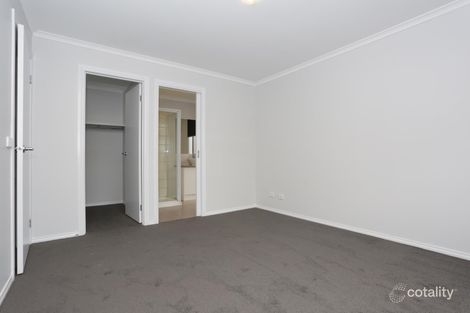 Property photo of 15 Carabott Place Berwick VIC 3806